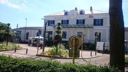 Boutique SNCF, Agence de Voyage à Sens