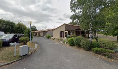 Foyer Résidence de la Tour, Agence de Voyage à Charroux