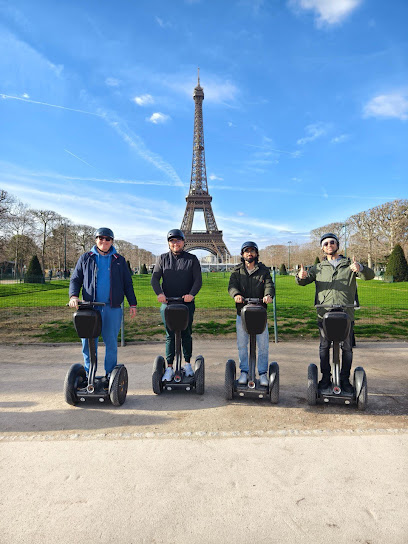Robot City Segway Tour Paris Agence De Voyage à Paris 07