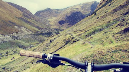 Vélo Voyages, Agence de Voyage à Villejust