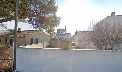 SAHP- Agence commerciale ZOU!, Agence de Voyage à Cucuron