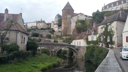 Le Gîte De La Tour, Agence de Voyage à Semur-en-Auxois