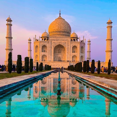 Lueurs Du Monde Saumur, Agence de Voyage à Saumur