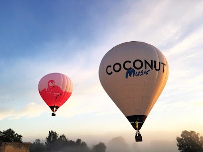 Envol Montgolfière, Agence de Voyage à Saintes