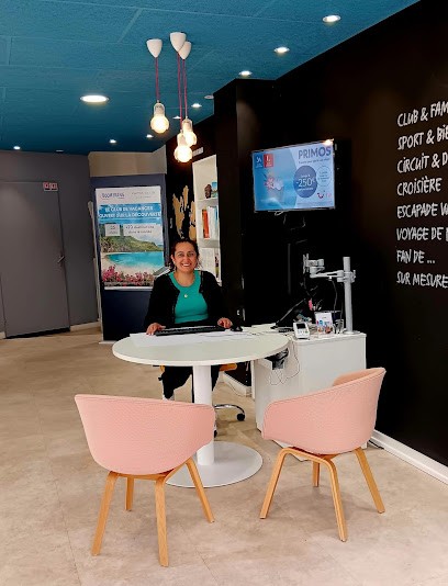 Salaün Holidays Saintes, Agence de Voyage à Saintes