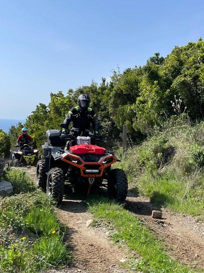 Le Carré des As, Agence de Voyage à Marcilloles