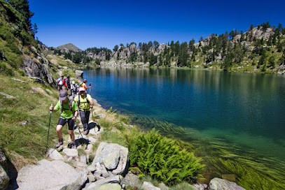 Randonades 100% Pyrénées, Agence de Voyage à Prades